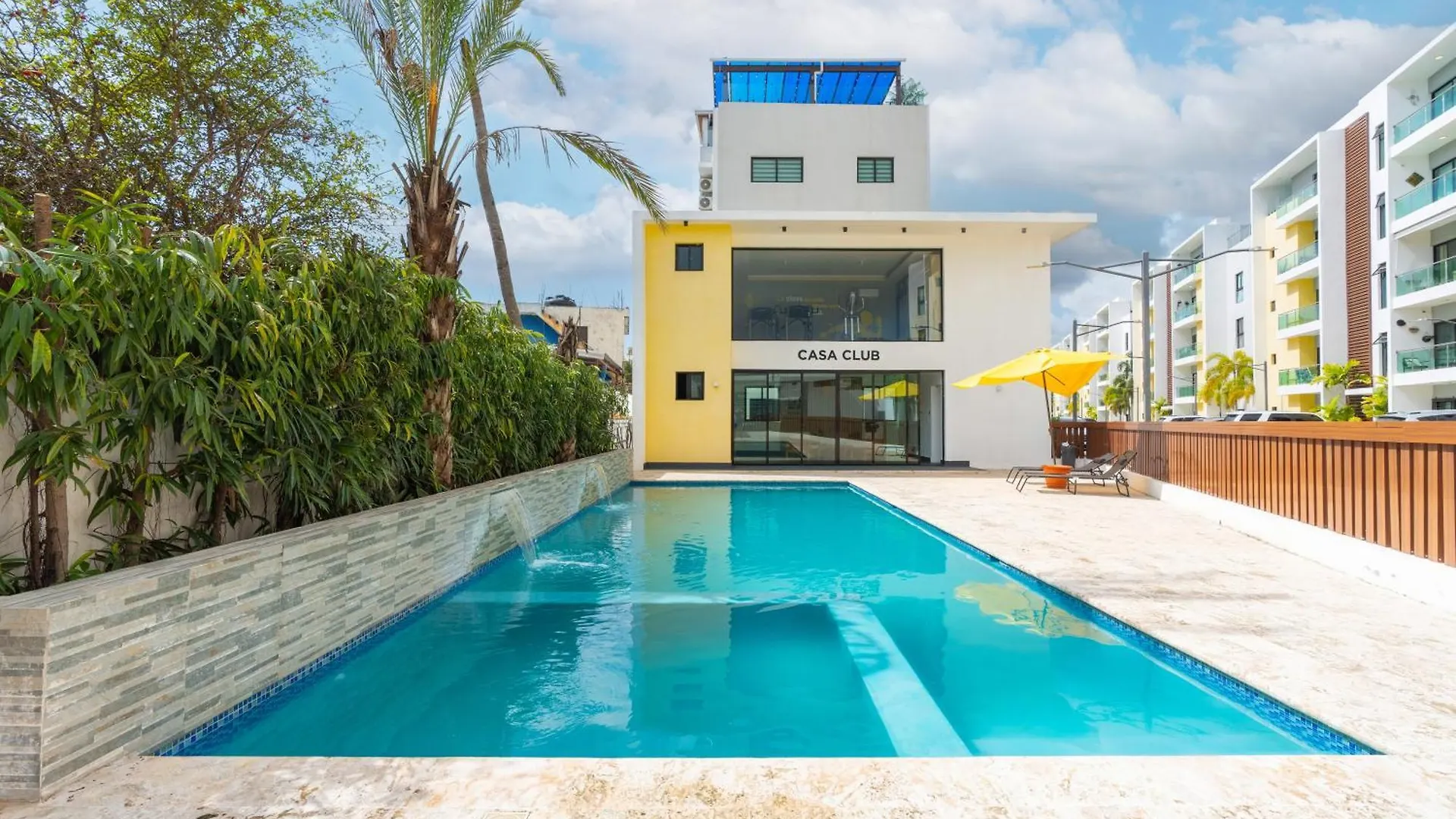 Santiago Oasis With Pool, Gym, & Free Parking Apartment Santiago De Los Caballeros