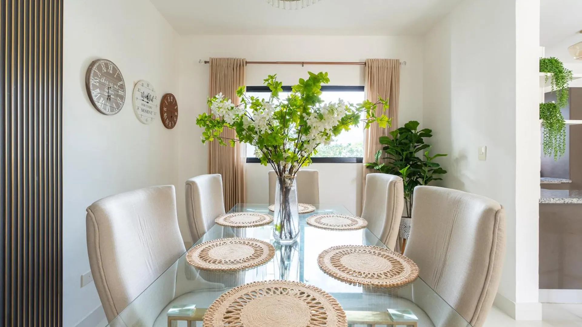 Santiago Oasis With Pool, Gym, & Free Parking Apartment Santiago De Los Caballeros
